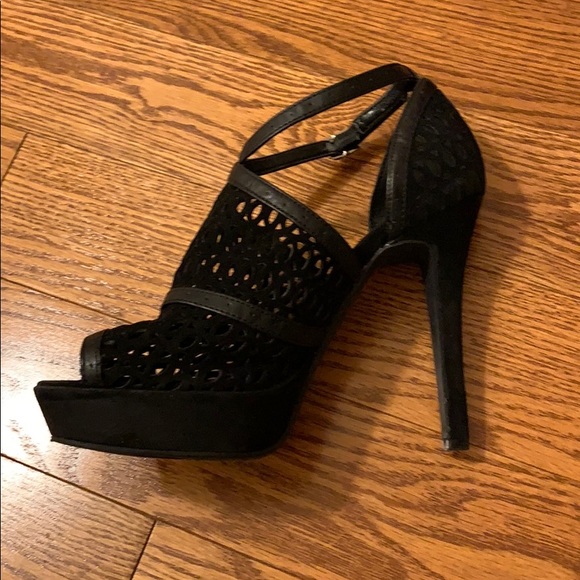 BCBG black heels